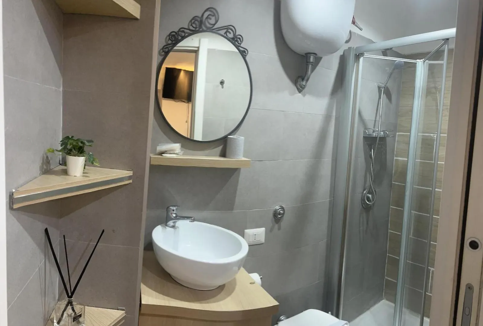 Апартаменты House Mezzocannone Неаполь